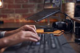 KINGSTON DYSK SSD 2000G PORTABLE XS1000