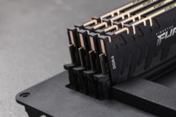 KINGSTON DDR4 16GB 3200MT/s CL16 DIMM FURY Renegade RGB