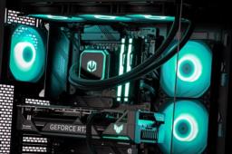 Actina View 7800X3D/32GB/1TB/RTX5070Ti/750W/W11H